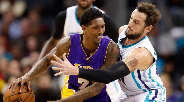 但从不单打 但从不单打