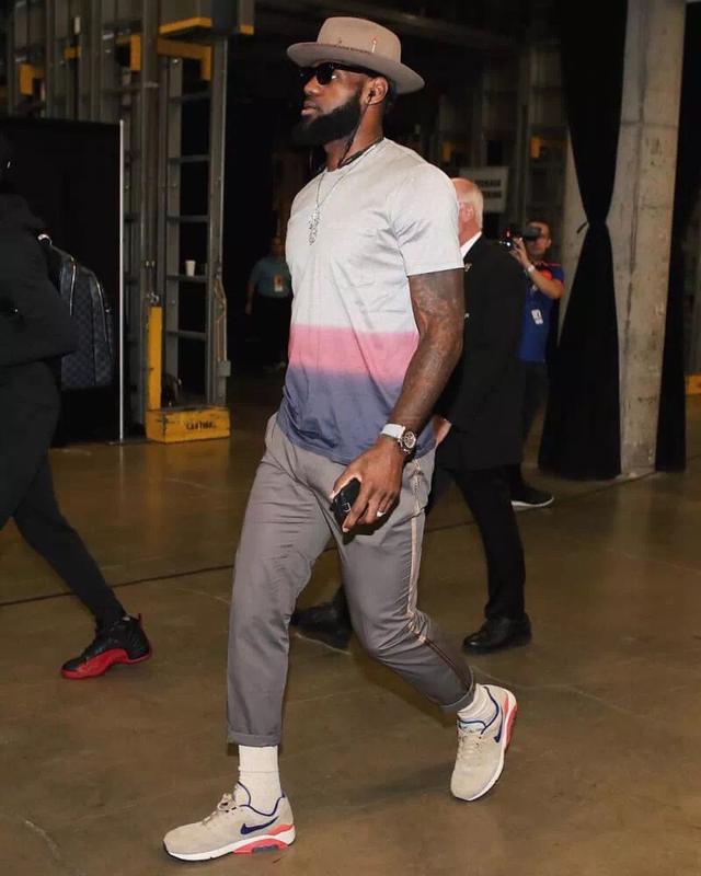 衣室的可复 衣室的可复